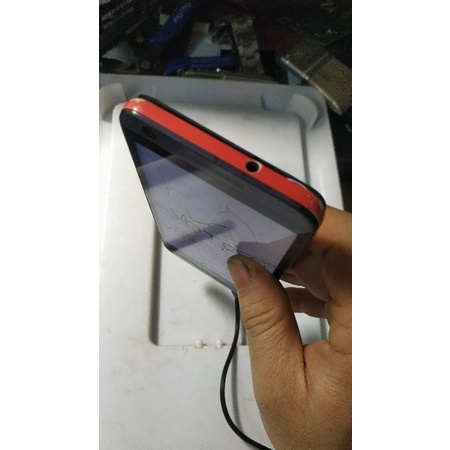 Xác điện thoại htc lỗi treo logo