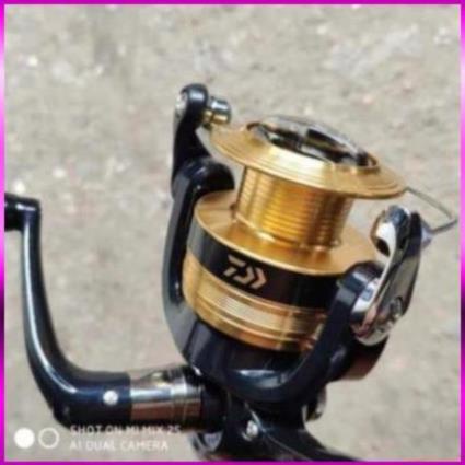 ⭐  Máy Câu Cao Cấp DAIWA Sweepfire ( TẶNG CƯỚC 100M DAIWA 7 MÀU )  Máy Câu Cá Siêu Bền 2500 -4000