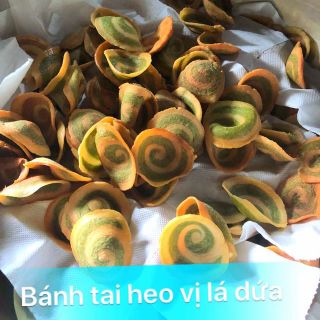 Nữa kg Bánh tai heo  và bắp ran cay nhà làm