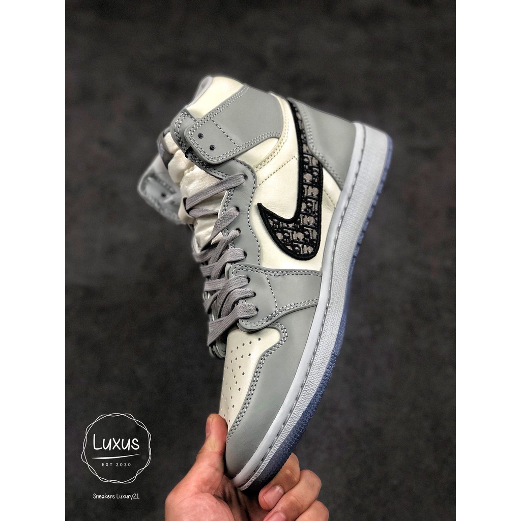 Giày thể thao sneaker nam nữ AIR JORDAN 1 Retro High cao cổ xám trắng