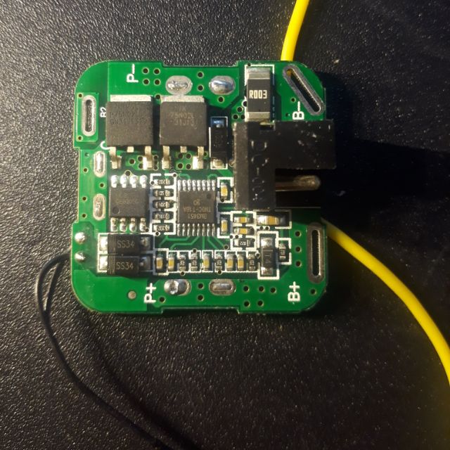 Mạch pin 12v loại xịn tháo máy khoan vít gần như mới
