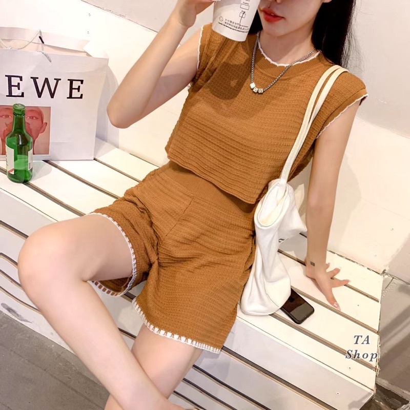 Set bộ mongtoghi sát nách