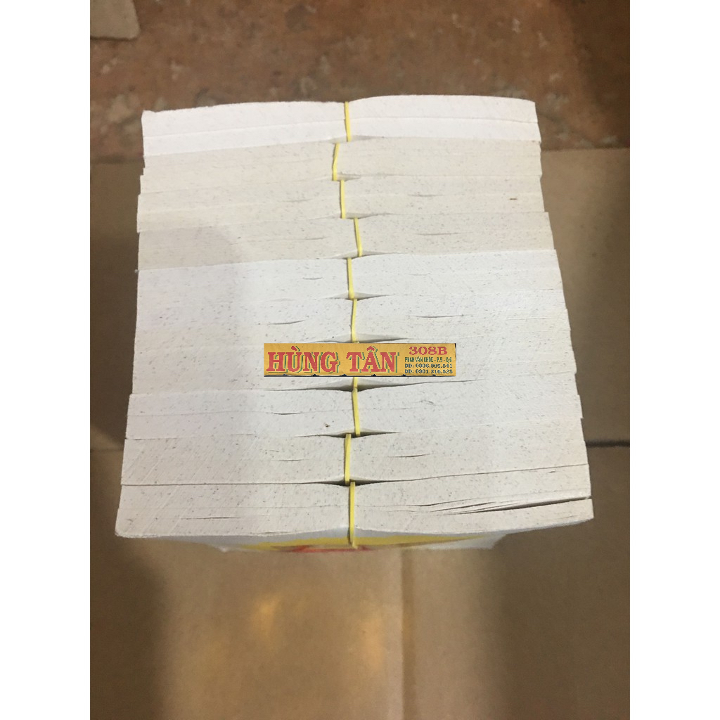 Một xấp vàng bạc trung ( cấm rãnh trung ) trong thờ cúng