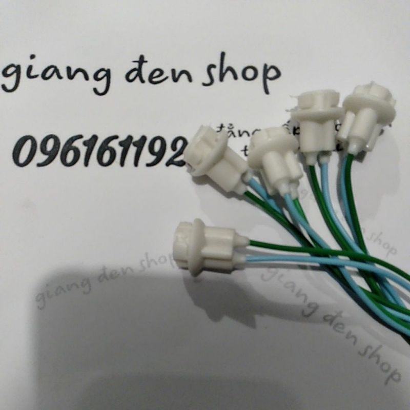 giắc cắm xinhan các dòng xe honda yamaha (giá 1 cái)