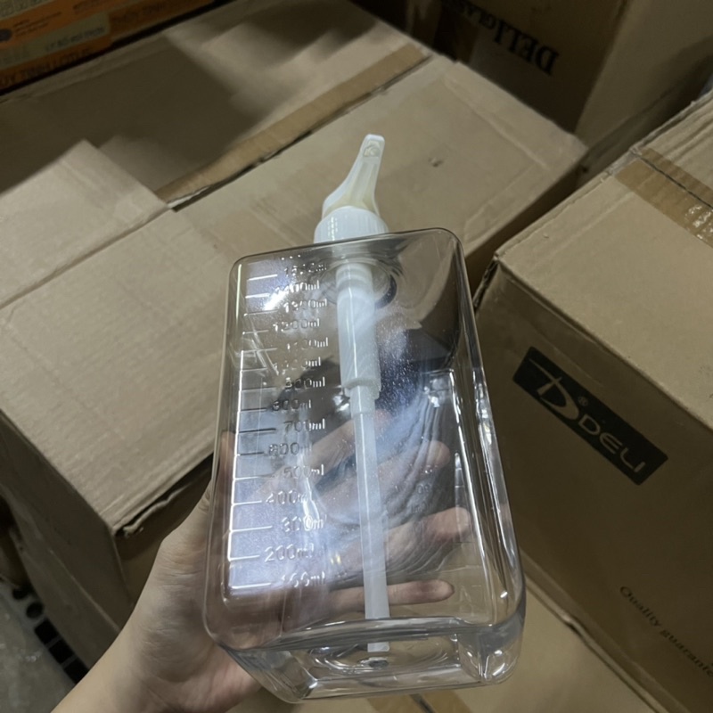 Bình nhựa mica dung tích 1600ml kèm vòi pump 1 lần 10ml -  Dụng cụ pha chế