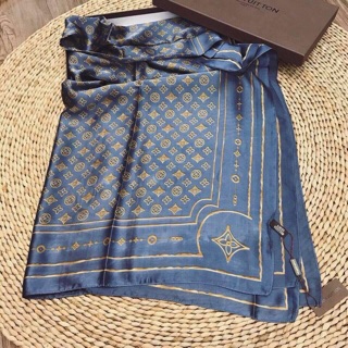 Khăn Lụa hang lv dáng dài mới về.