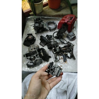 xác máy cắt cỏ