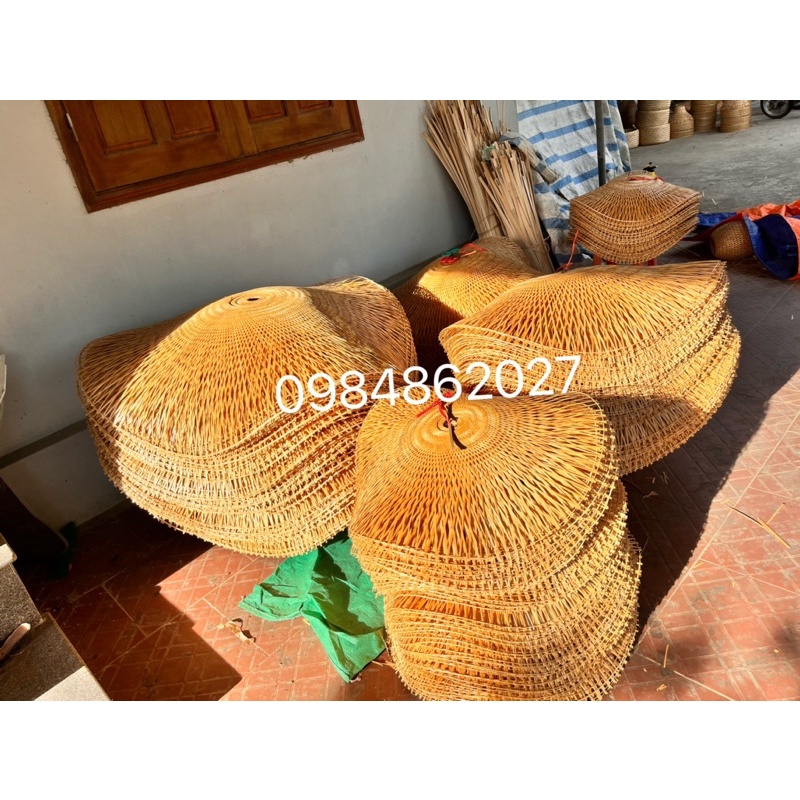 Đèn mây tre, đèn lá sen