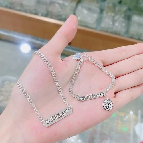 Lắc tay bạc khắc chữ, dây chuyền bạc khắc chữ cho bé theo yêu cầu, tiệm trang sức Mê Ly