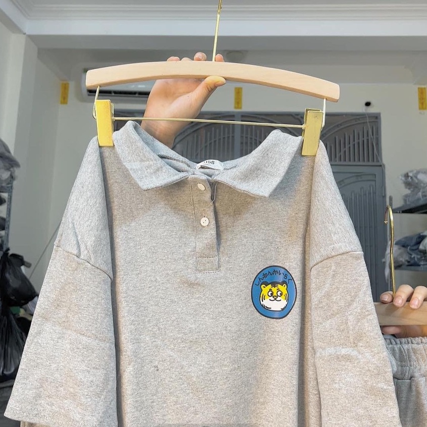 Set đồ nam nữ form rộng unisex, áo polo cúc cài thêu logo mèo kèm quần short đùi chất liệu cotton tổ ong