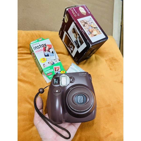 Máy chụp ảnh lấy liền Fujifilm Instax Mini 7 CHEKI tặng kèm pin và 1 pack film 10 tấm date 2023