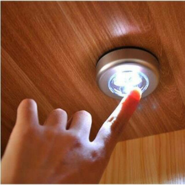 Đèn led dán tường siêu sáng