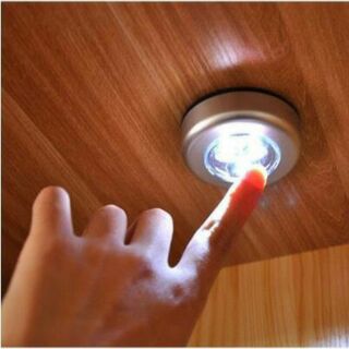 Đèn led dán tường siêu sáng