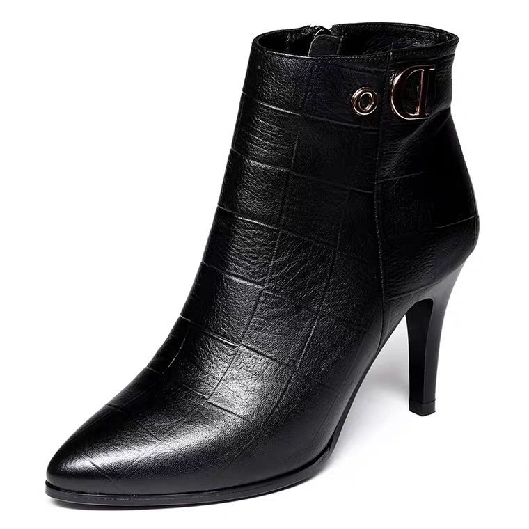 Giày bốt cao gót mũi nhọn thời trang thu đông 2020 trẻ trung cá tính cho nữ