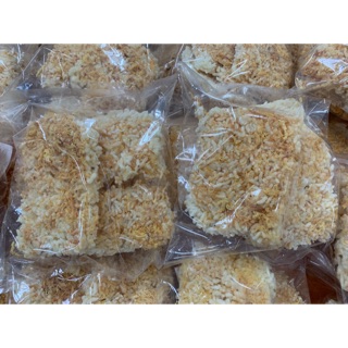 Cơm cháy phủ chà bông