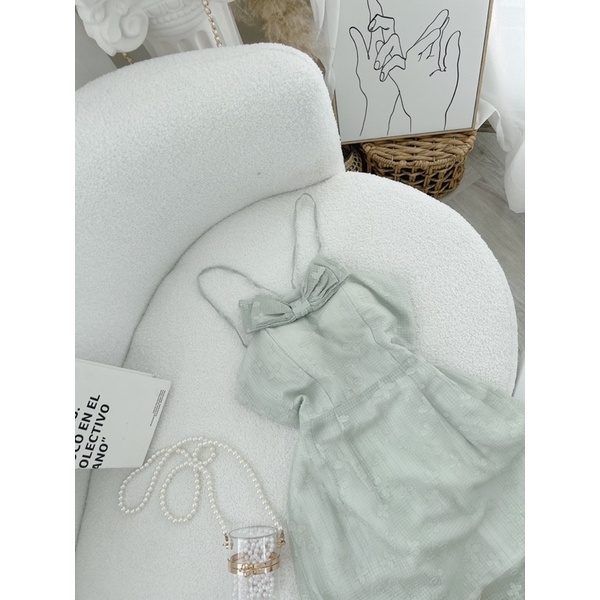 ĐẦM HOA NỔI XANH MINT NƠ NGỰC CHÉO DÂY