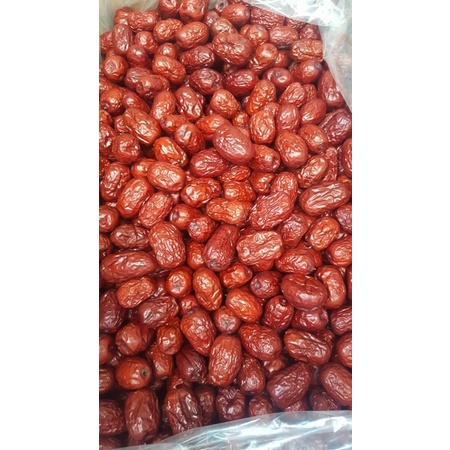Táo Đỏ Tân Cương Dẻo Ngọt size nhỏ 30-32 trái/100gr
