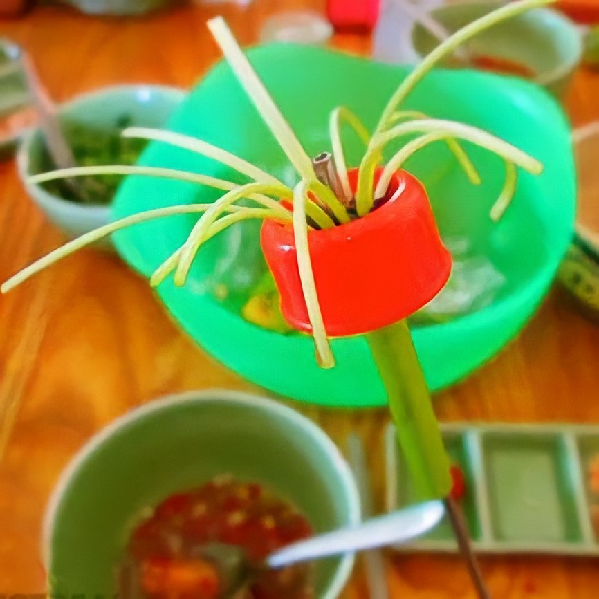 Dụng cụ chẻ rau muống, dao chẻ rau muống siêu nhanh làm gỏi
