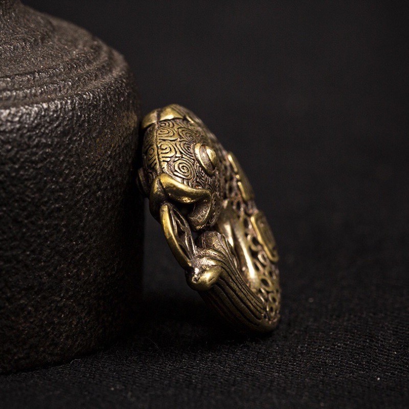 Tượng Trưng Bày Phong Thủy Bằng Đồng Hình Mặt Cá Chép