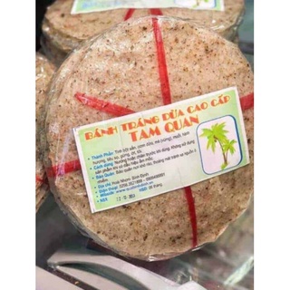Bánh tráng dừa nướng tròn nhỏ.