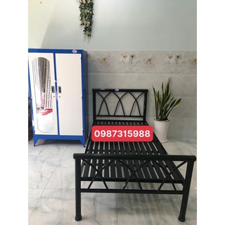 Giường sắt đơn ngang 1m x dài 2m đan chéo