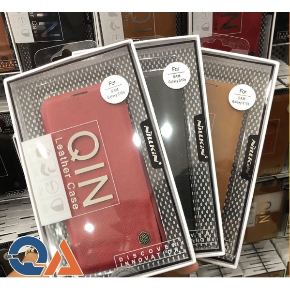 Bao da Samsung Galaxy S10e Chính hãng Nillkin Qin leather Case ( Có ngăn để thẻ )