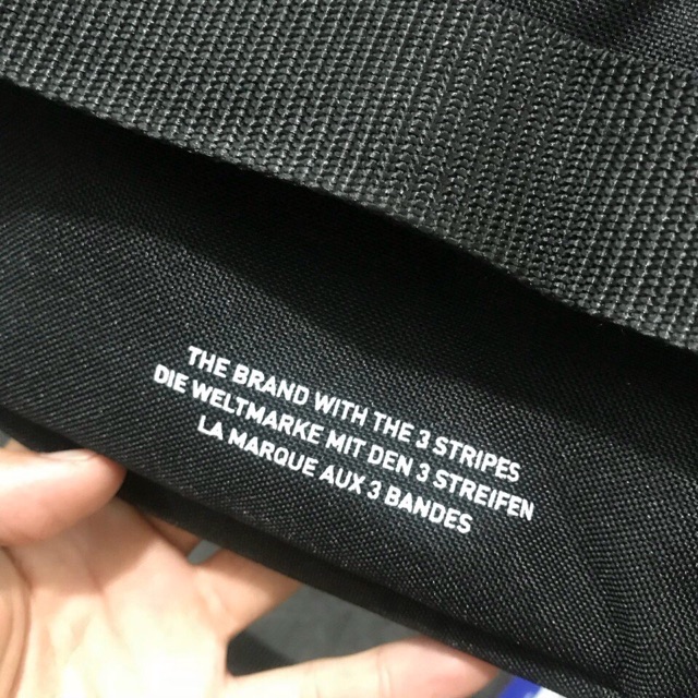 Túi bao tử Adidas xịn hàng date 6/2018 chưa on web | BigBuy360 - bigbuy360.vn