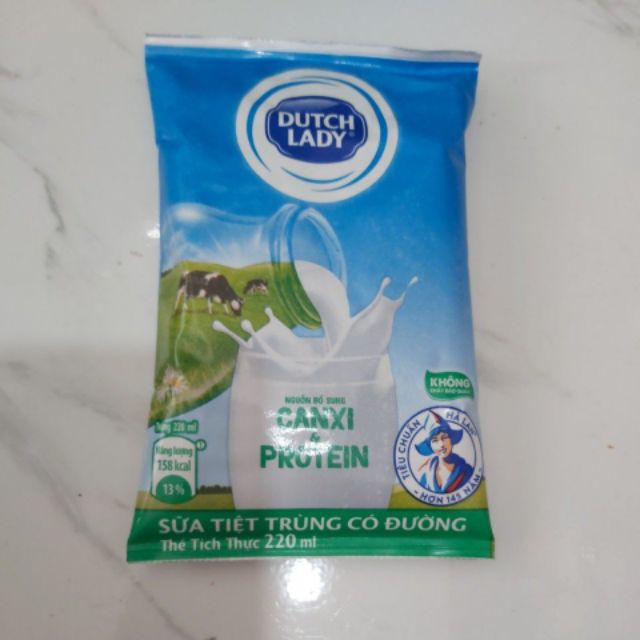 Thùng 48 bịch Hà lan Dutch lady 180ml