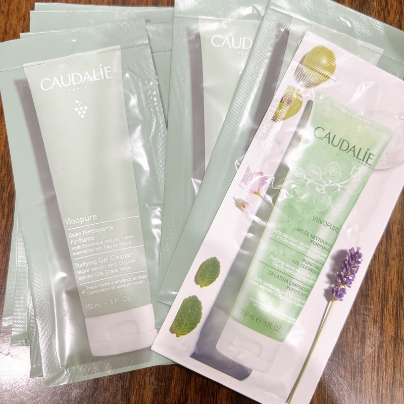 Sample Mẫu Thử Sữa Rửa Mặt Kiềm Dầu Caudalie Vinopure Purifying Gel Cleanser