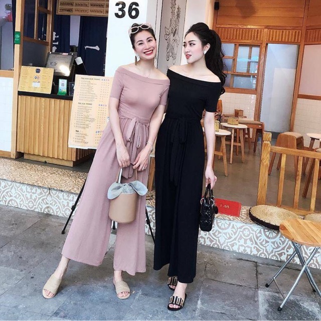 Quần ống xuông áo chễ vai | BigBuy360 - bigbuy360.vn
