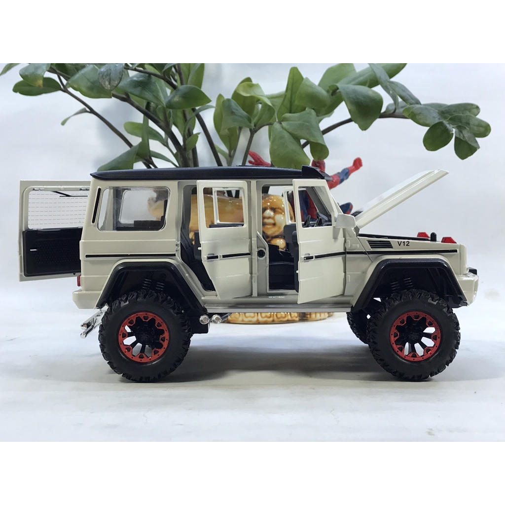 Mô hình xe ô tô Mercedes Benz G500 4x4 tỷ lệ 1:24 bằng hợp kim mô hình xe địa hình có giảm xóc có cửa sổ trời