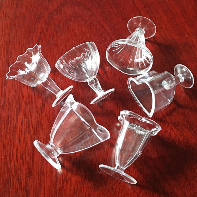 Set 12 Ly Nhựa Đồ Chơi Cho Bé