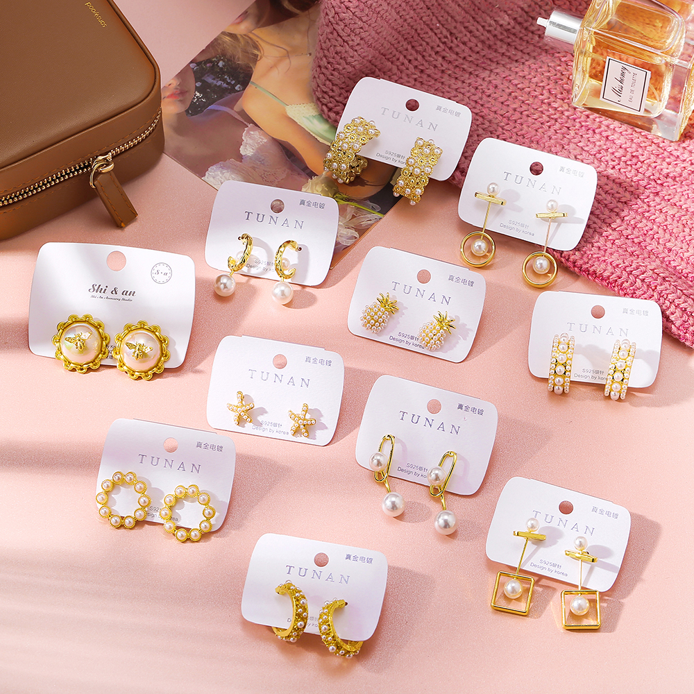 Hoa Tai Dáng Dài Đính Ngọc Trai Phối Tua Rua Phong Cách Hàn Quốc