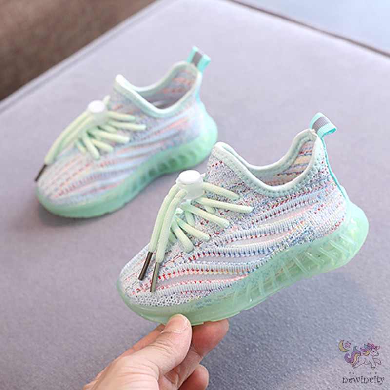 Giày thể thao đế mềm thoáng khí đèn LED thời trang Hàn Quốc năng động cho bé