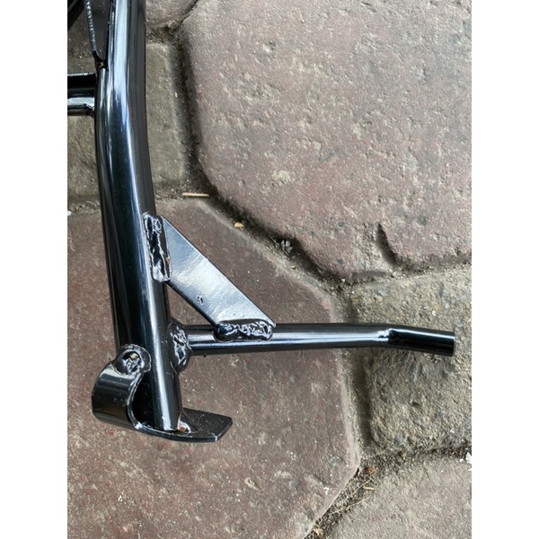 Chân chống giữa (chống đứng) các dòng xe Honda Dream, Wave, Rs