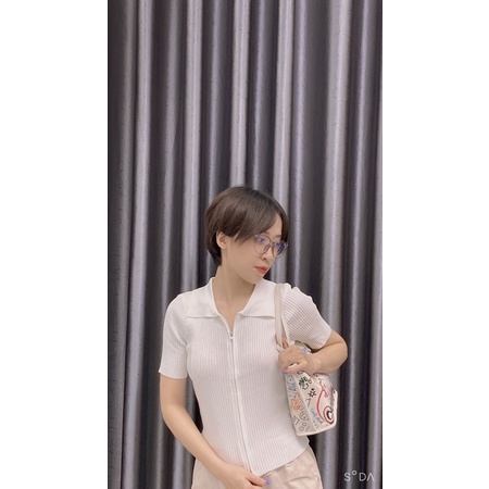 Áo len cổ khoá ngắn tay phong cách Hàn Quốc