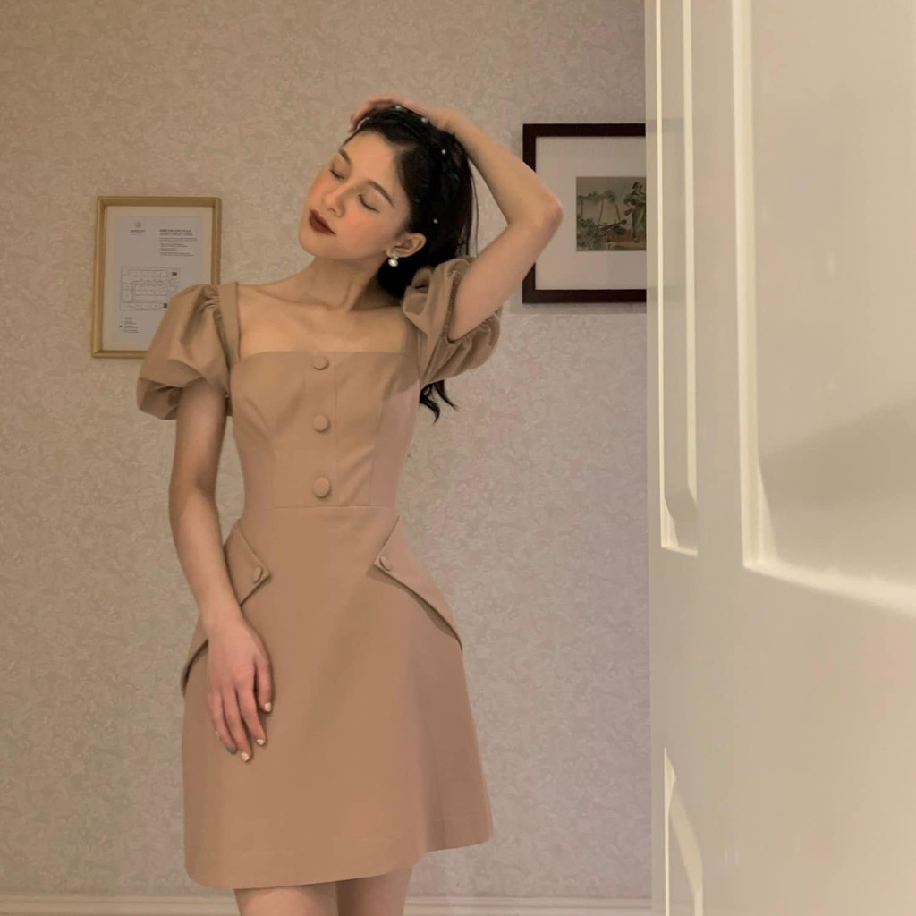 [HÀNG THIẾT KẾ CAO CẤP] Helen Dress - Đầm Nữ Cách Điệu Dáng Xòe Tay Phồng Cổ Vuông Màu Be