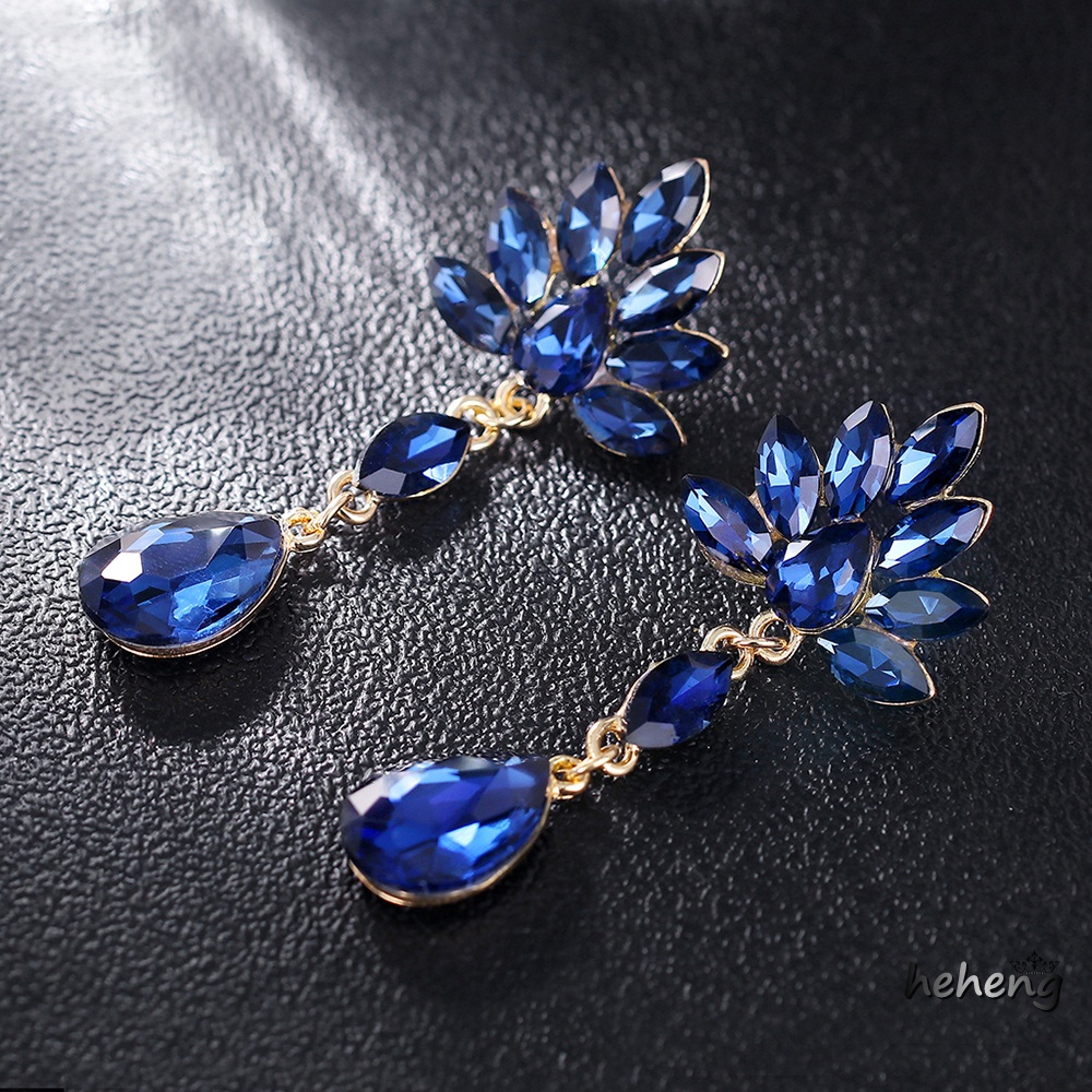 Khuyên Tai Nữ Trang Dáng Dài Tạo Hình Độc Đáo