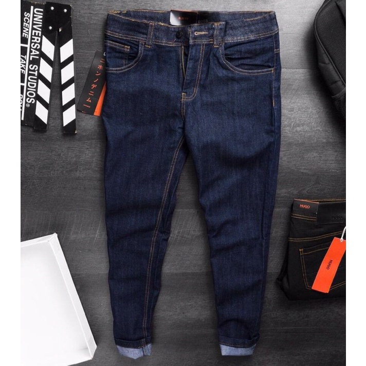 Quần jean nam chất co dãn cao cấp ống đứng dáng ôm skinny màu xanh đậm chất bò co giãn. Quần bò nam
