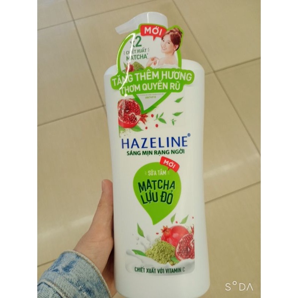 Sữa tắm Hazeline yến mạch dâu tằm/matchcha lựu đỏ