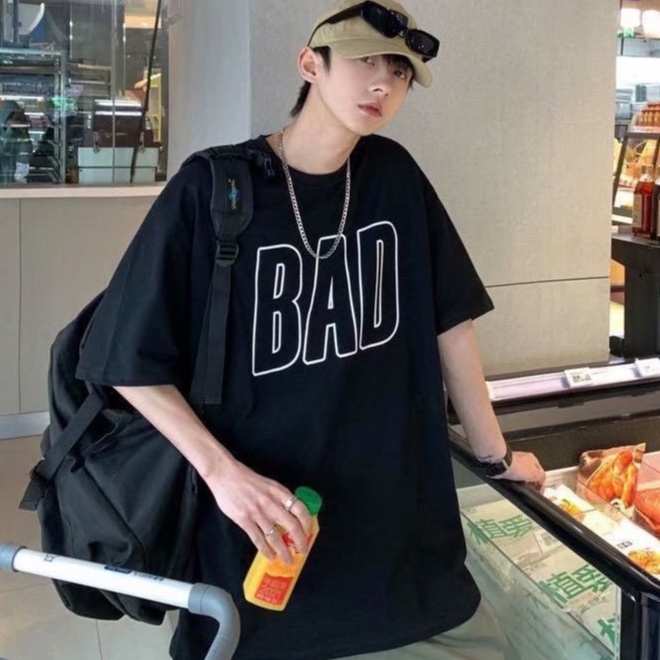 Áo phông Unisex nam nữ chữ BAD to form rộng đẹp- Áo thun tay lỡ kiểu hàn quốc vải cotton HARI in hoạ tiết