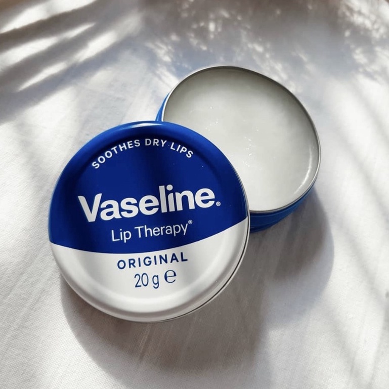 Son Dưỡng Môi Cao Cấp Vaseline 20g Nhật Bản