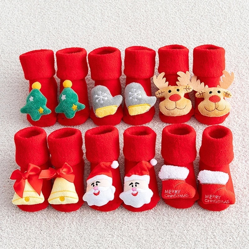 Đôi vớ ngắn bằng cotton dày dặn in họa tiết chủ đề Noel cho bé sơ sinh