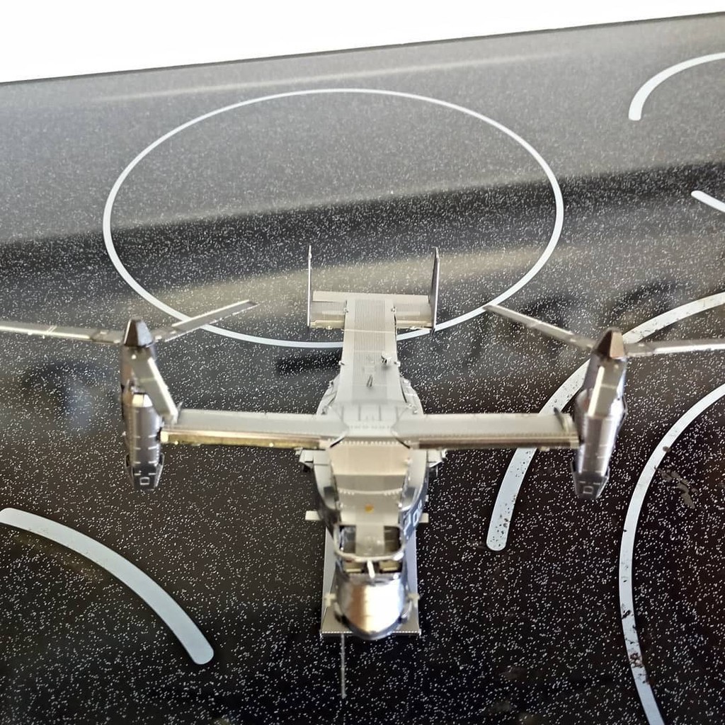 Mô Hình Lắp Ghép 3D Kim Loại Tự Ráp máy bay trực thăng đa nhiệm V-22 Osprey Mỹ - Chưa Lắp