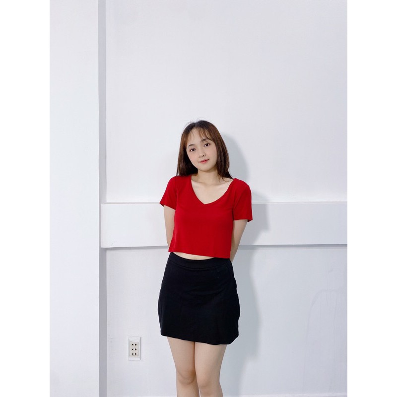 Áo thun nữ cổ tim dáng croptop