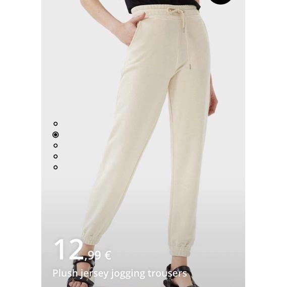 Quần jogger vải Stradivarius