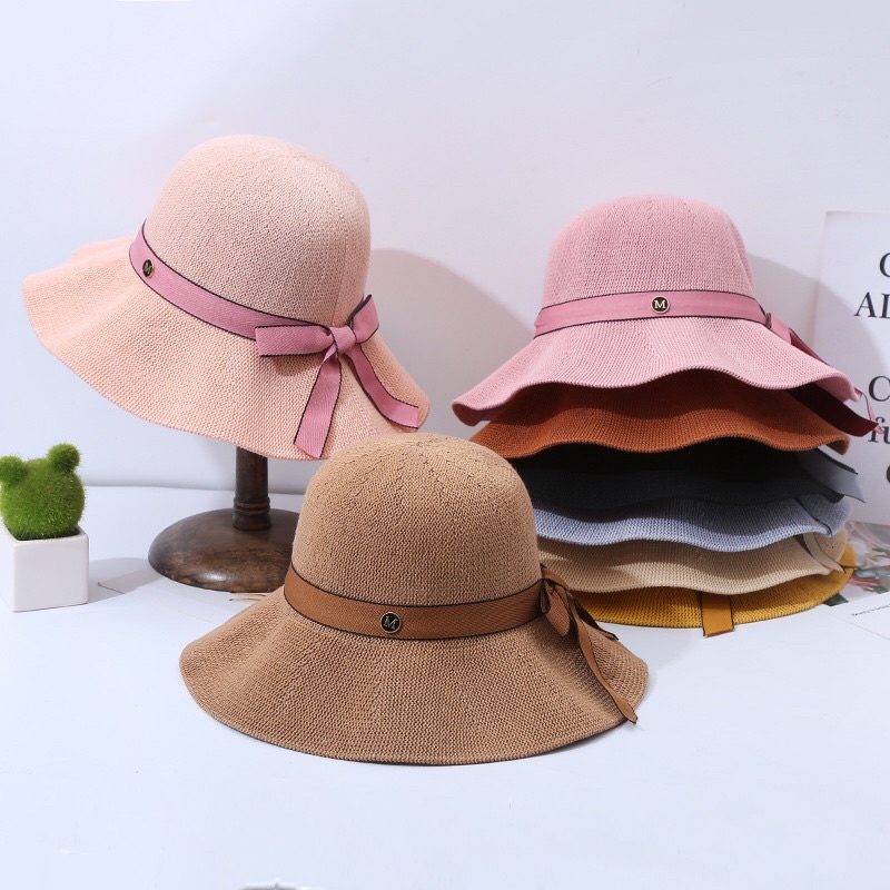 Nón thời trang vành lượn chữ M cho nữ