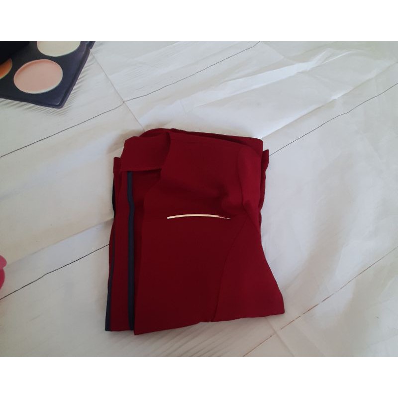 ÁO VEST CÔNG SỞ MÀU ĐỎ ĐÔ