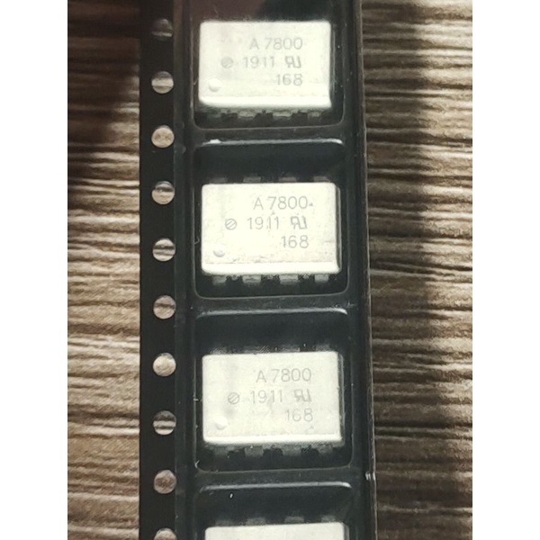 IC a7800 ..