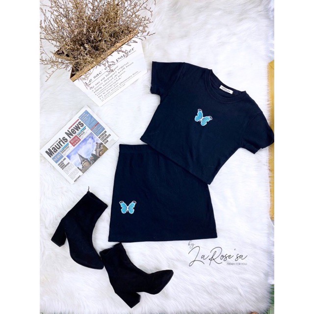 Set váy croptop body hack dáng, áo croptop kèm chân váy ngắn thêu hình ấn tượng